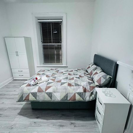 Naas Town - Budget Double Bedrooms Экстерьер фото