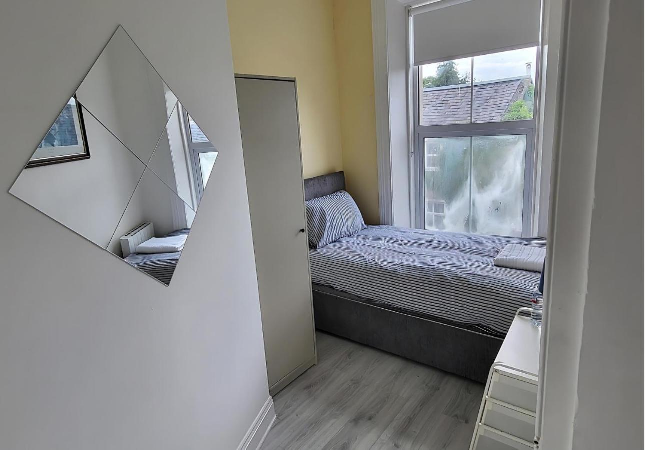 Naas Town - Budget Double Bedrooms Экстерьер фото
