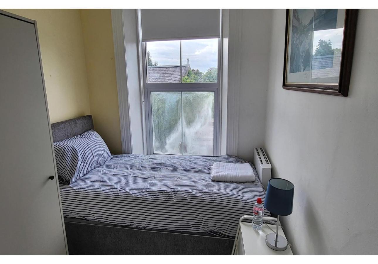 Naas Town - Budget Double Bedrooms Экстерьер фото