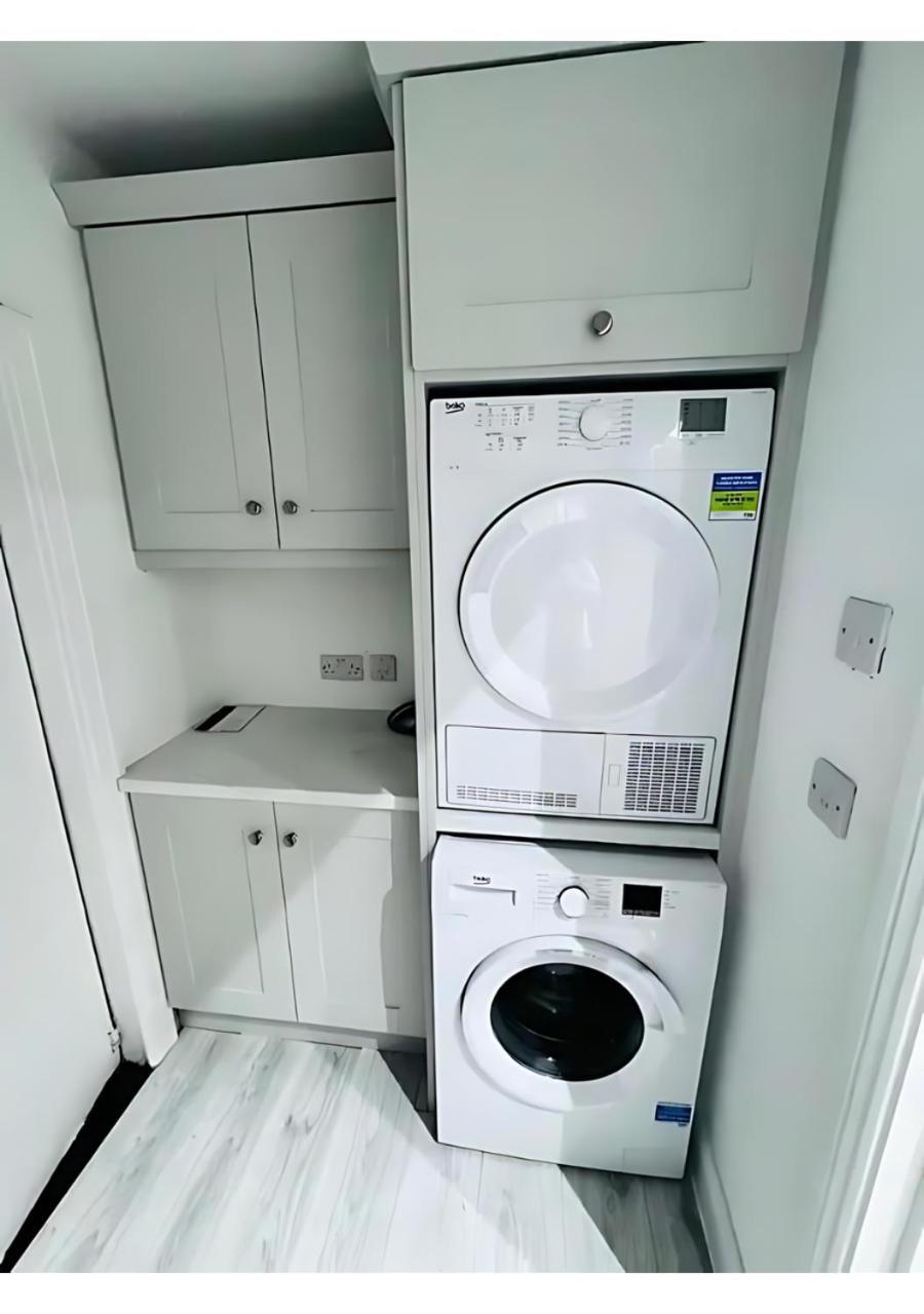 Naas Town - Budget Double Bedrooms Экстерьер фото