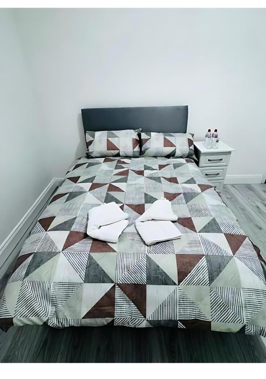 Naas Town - Budget Double Bedrooms Экстерьер фото